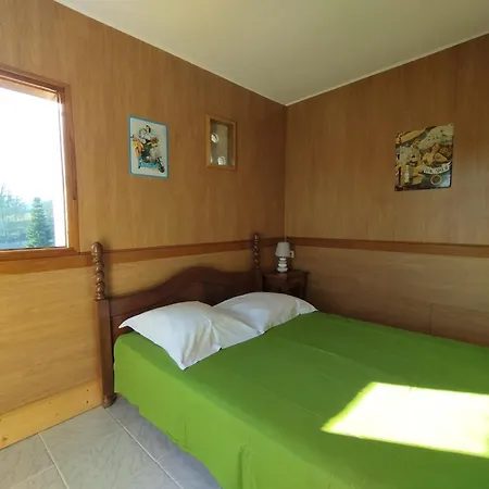 Maison Serra 4 Etoiles Avec Piscine Privee, Dependance Casa vacanze