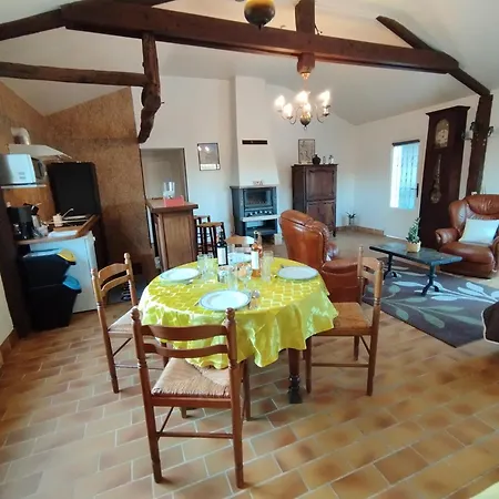 Maison Serra 4 Etoiles Avec Piscine Privee, Dependance Le Vigan (Lot)